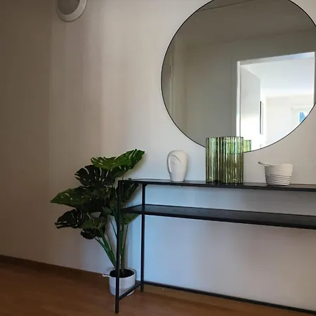 Smart In The Center - Crown 46 * Цюрих